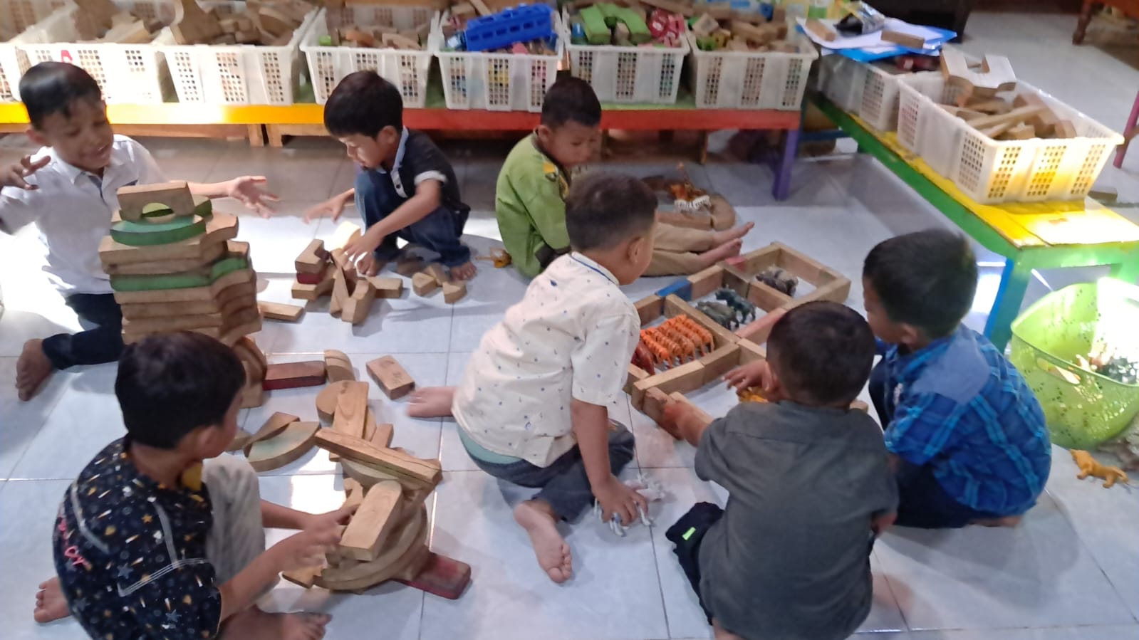 Serunya Kegiatan Outing Class di Taman Kota