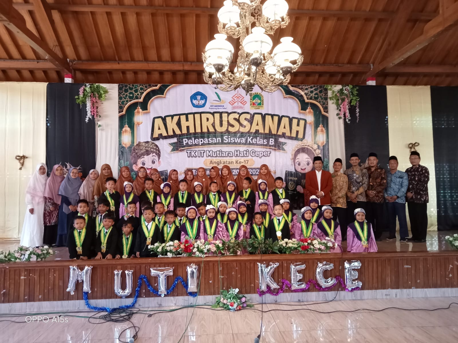 Sentra Eksplorasi Kreativitas Siswa - KB-TK IT Mutiara Hati Ceper